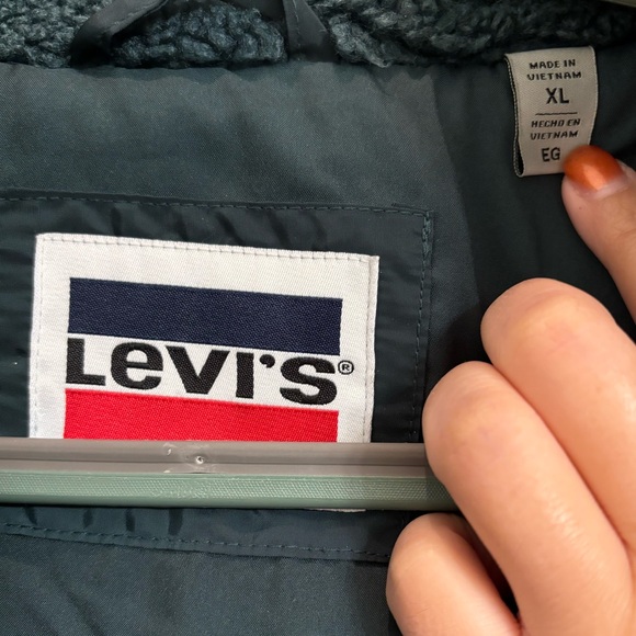 levi’s sherpa zip up jacket - Picture 3 of 6